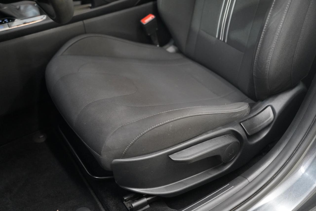Hyundai Elantra SEL 2023