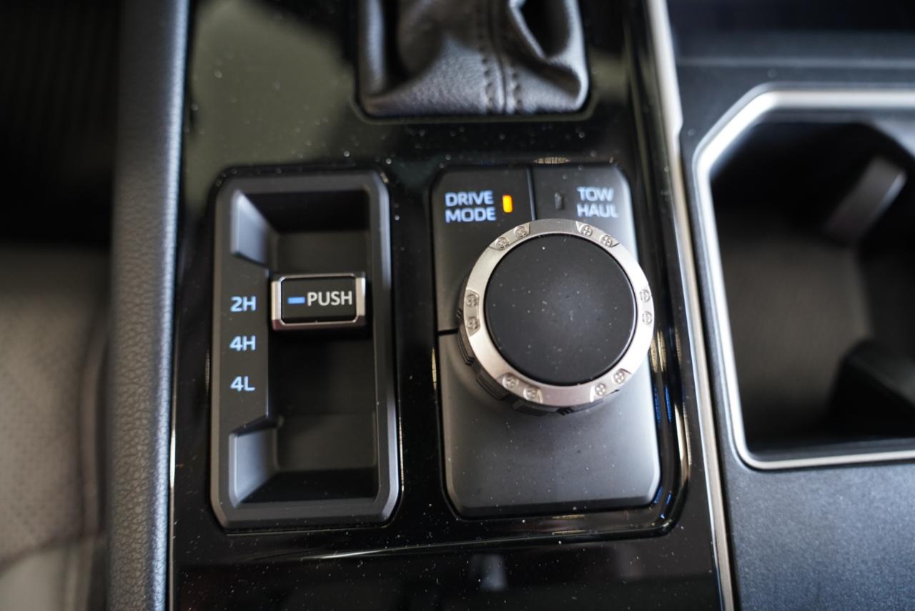 Toyota Tundra 4WD Limited CrewMax 5.5' Bed (Natl) 2022