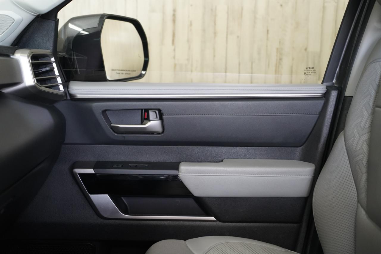 Toyota Tundra 4WD Limited CrewMax 5.5' Bed (Natl) 2022