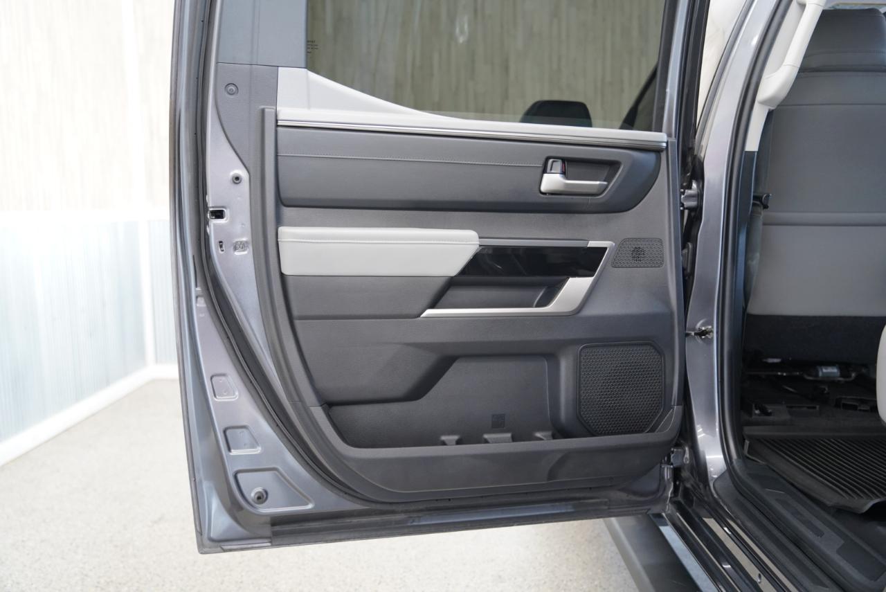 Toyota Tundra 4WD Limited CrewMax 5.5' Bed (Natl) 2022