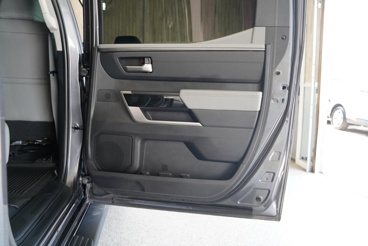 Toyota Tundra 4WD Limited CrewMax 5.5' Bed (Natl) 2022