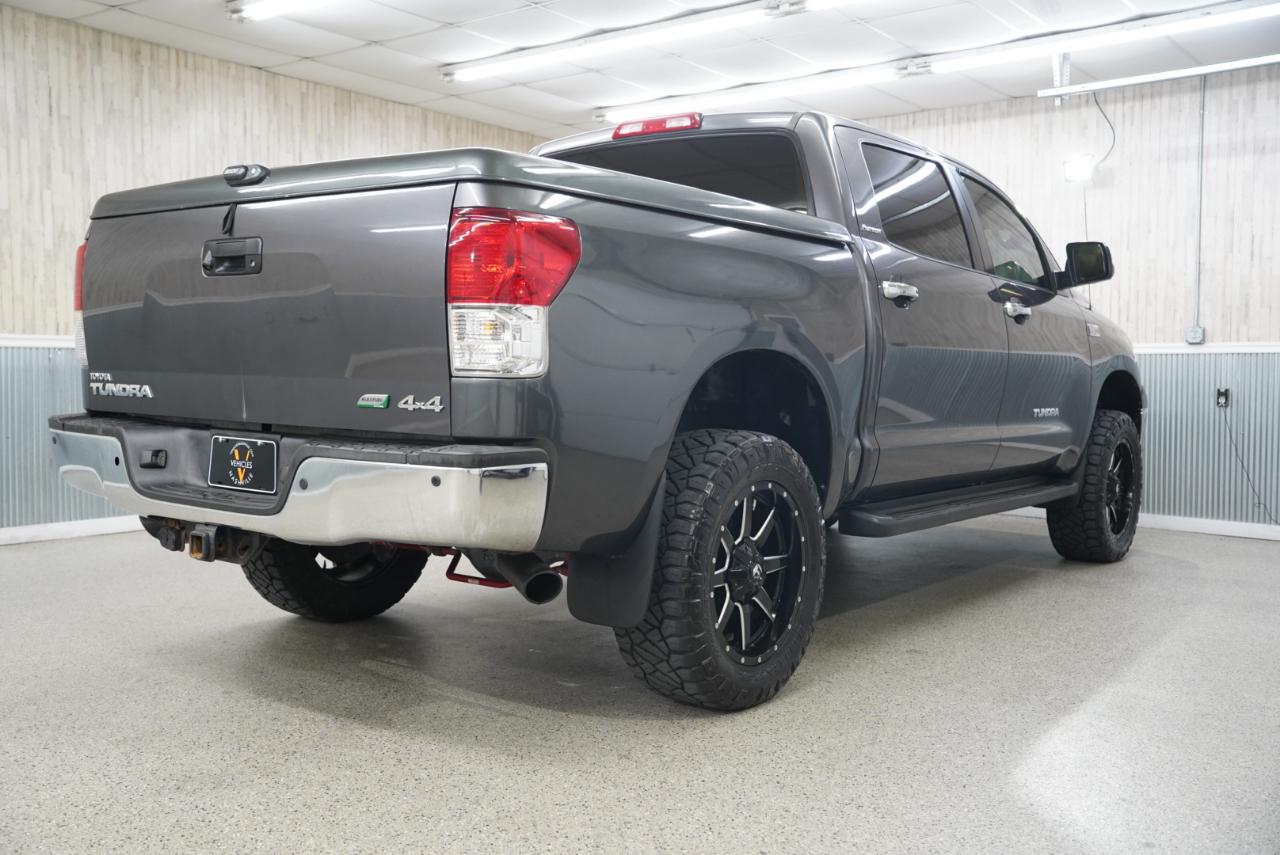 Toyota Tundra 4WD Truck  2012