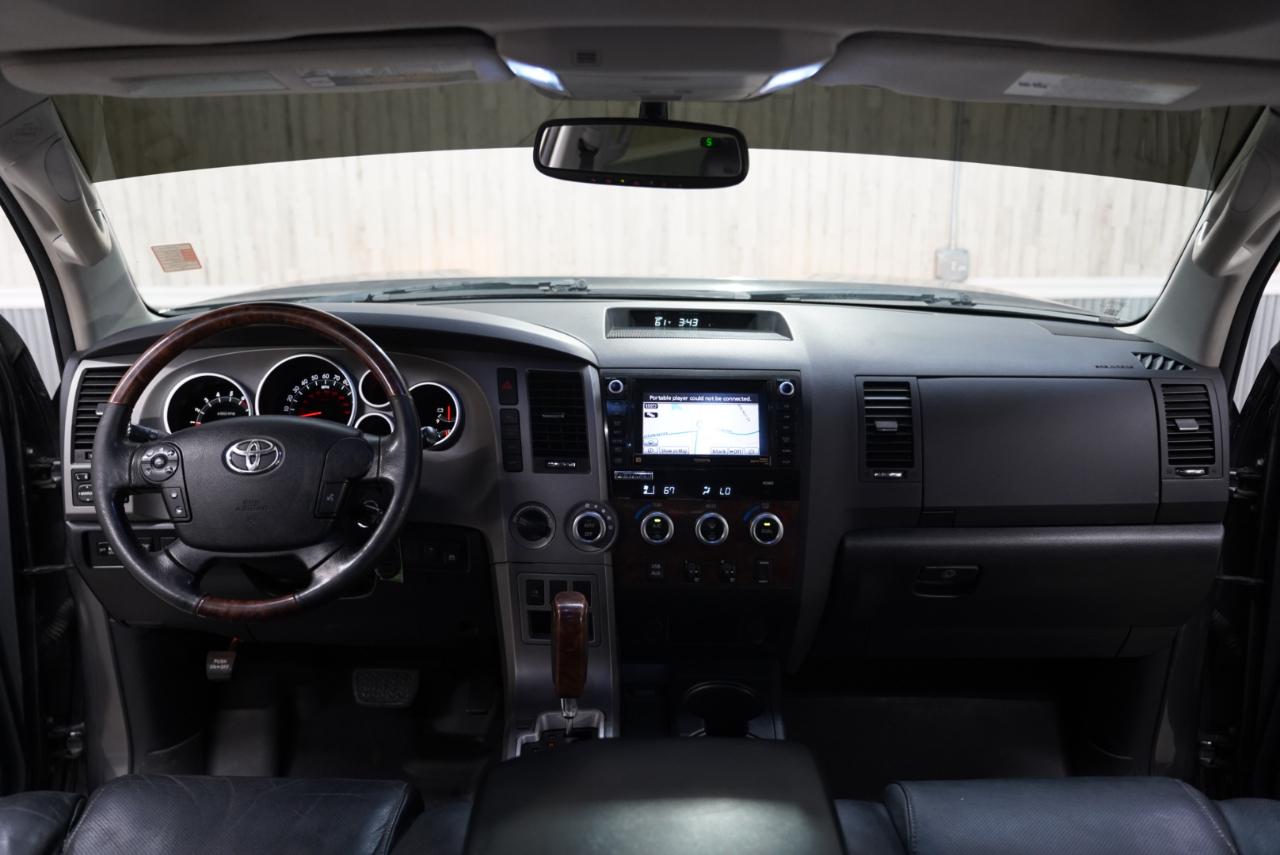 Toyota Tundra 4WD Truck  2012