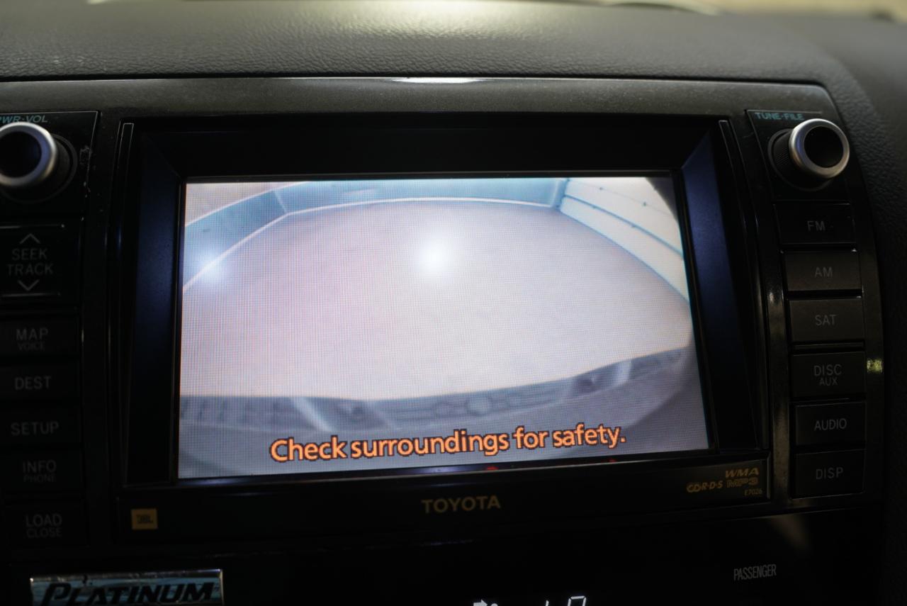 Toyota Tundra 4WD Truck  2012