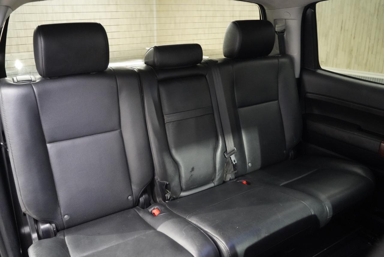 Toyota Tundra 4WD Truck  2012