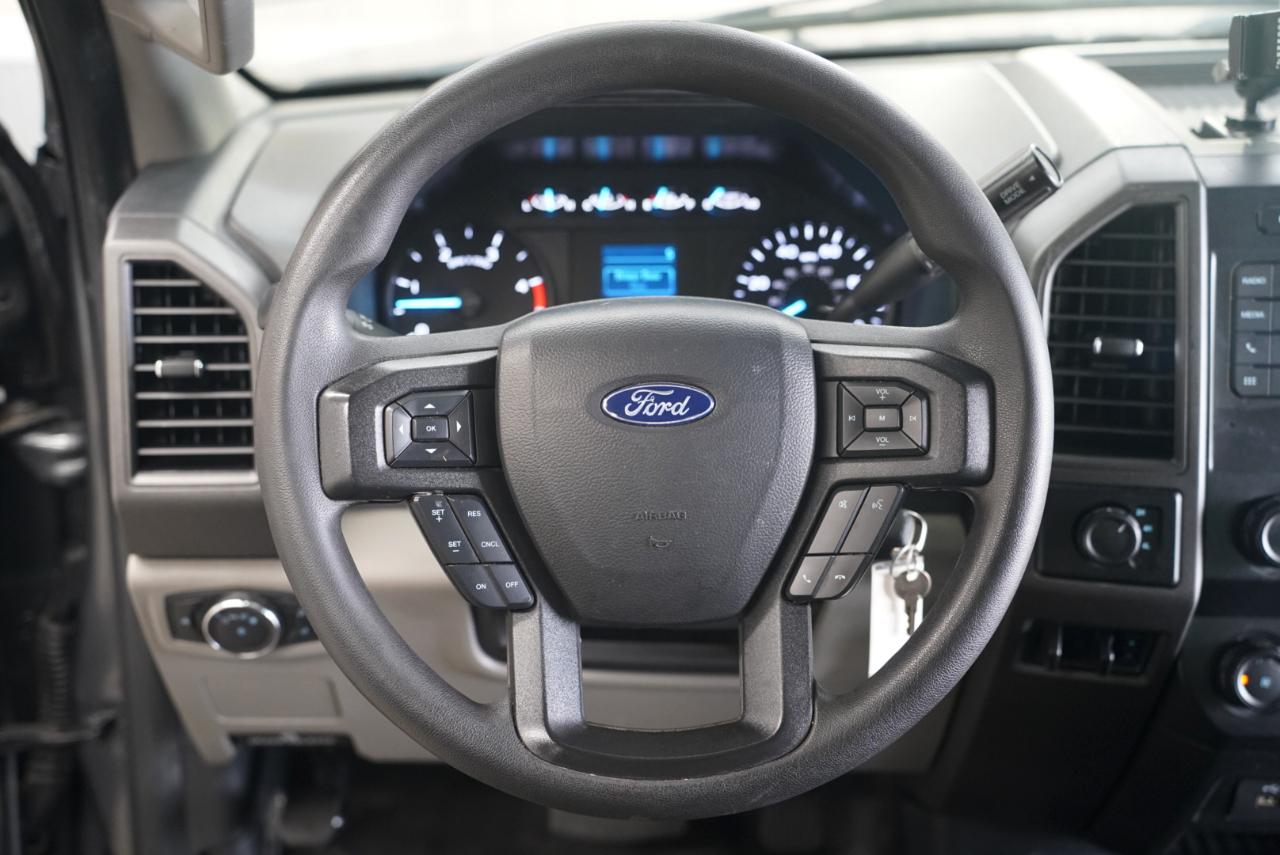 Ford Super Duty F-450 DRW XL 4WD Crew Cab 8' Box 2022