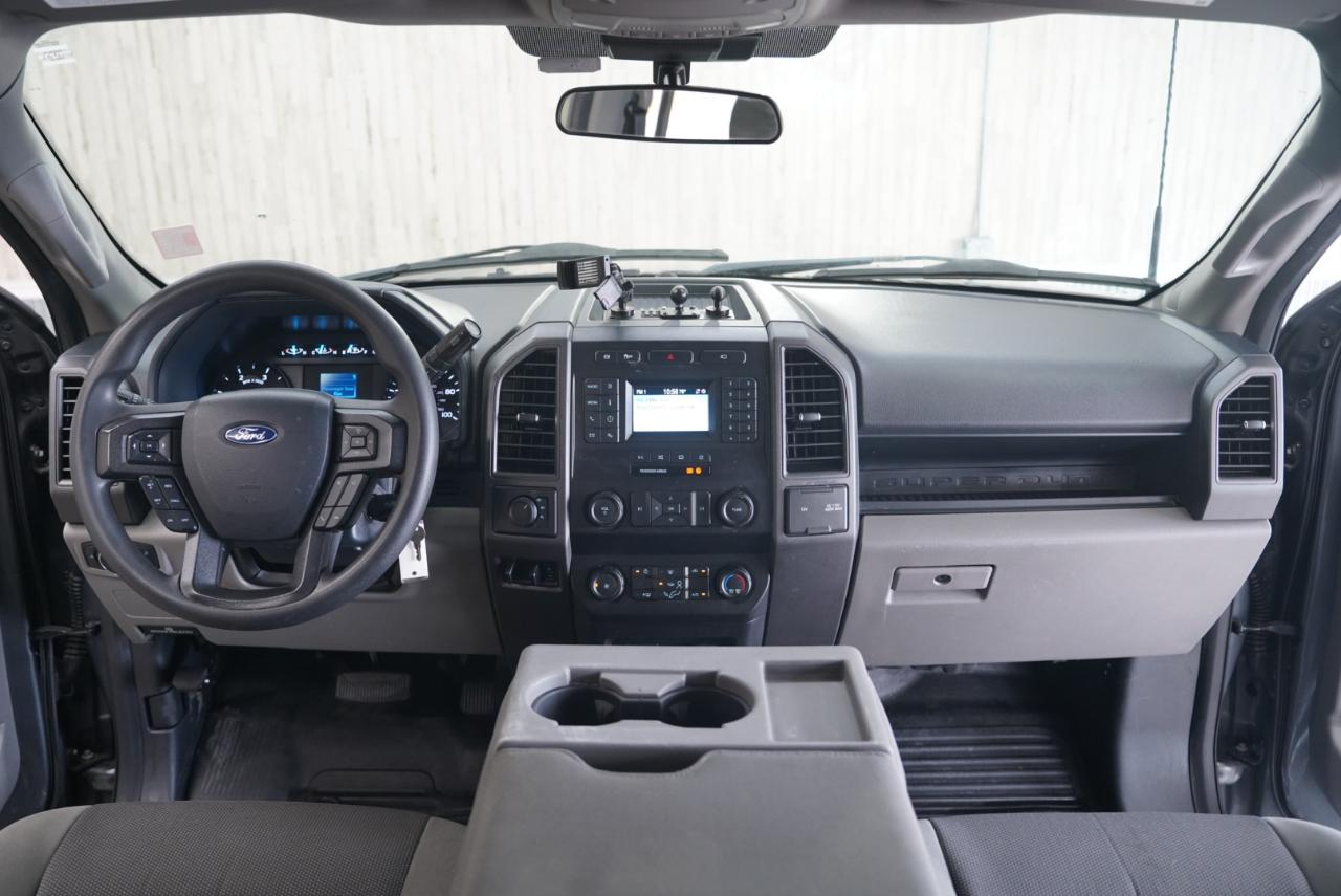 Ford Super Duty F-450 DRW XL 4WD Crew Cab 8' Box 2022