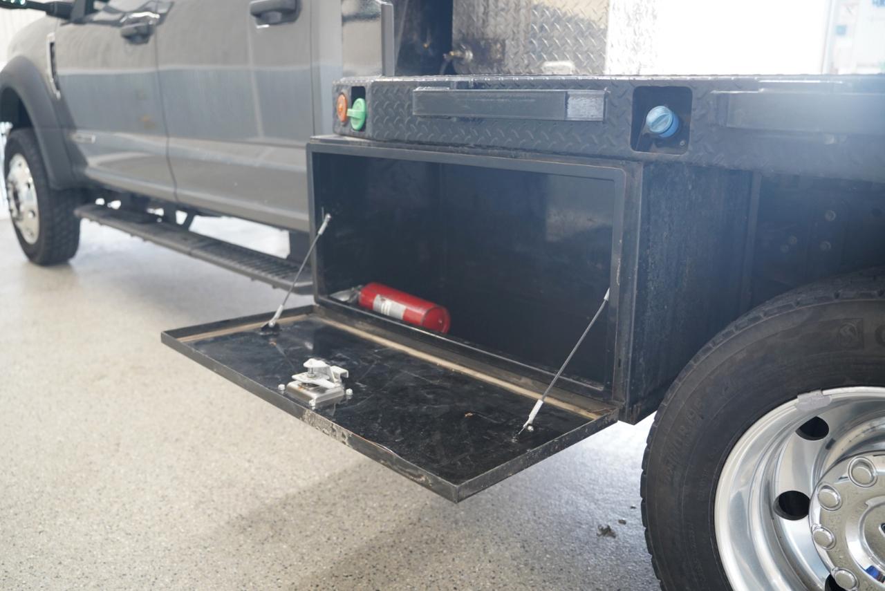 Ford Super Duty F-450 DRW XL 4WD Crew Cab 8' Box 2022