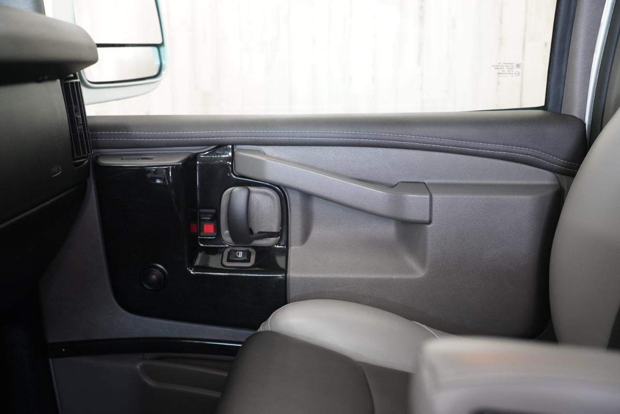 Chevrolet Express Cargo Van  2020