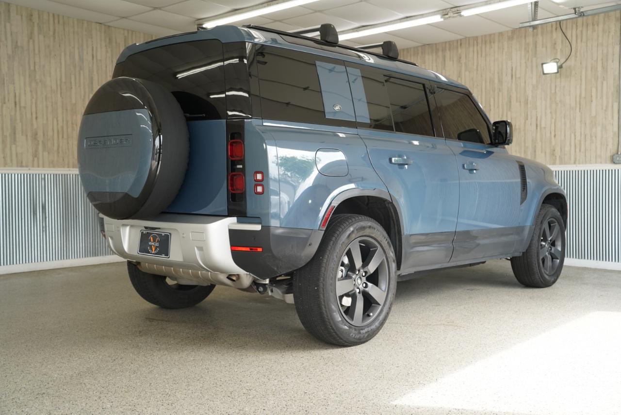 Land Rover Defender 110 P300 S 2024