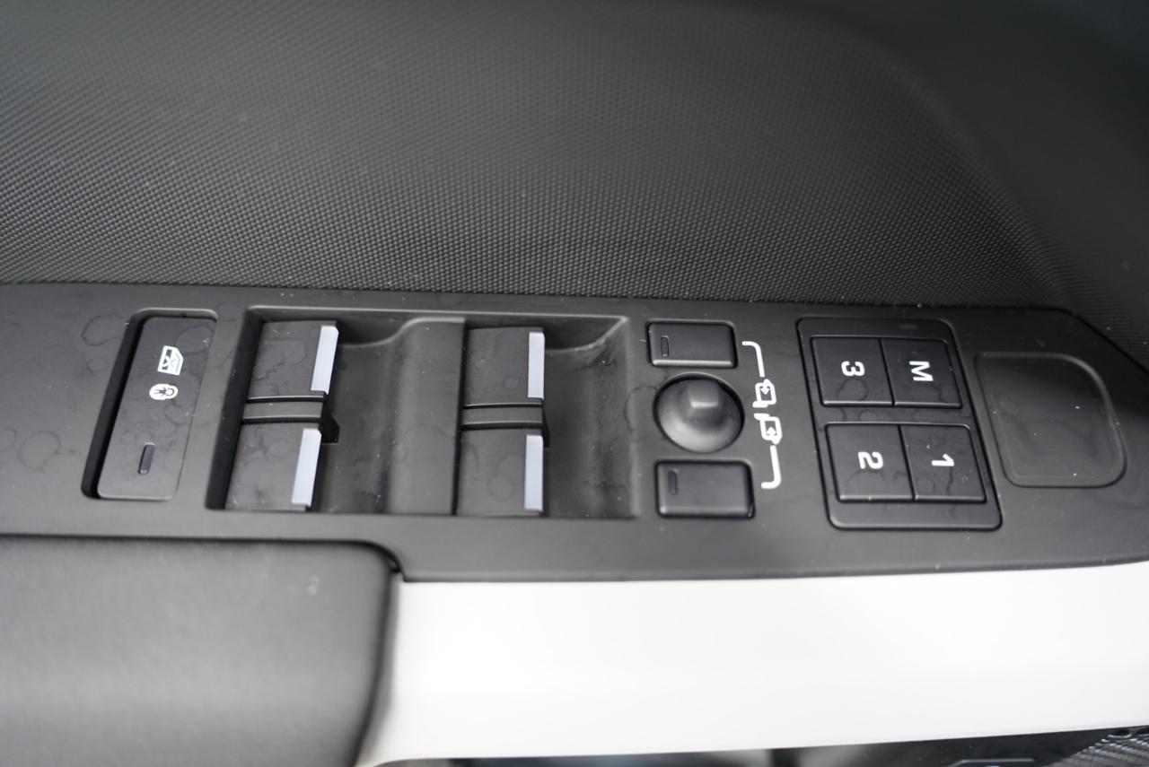 Land Rover Defender 110 P300 S 2024