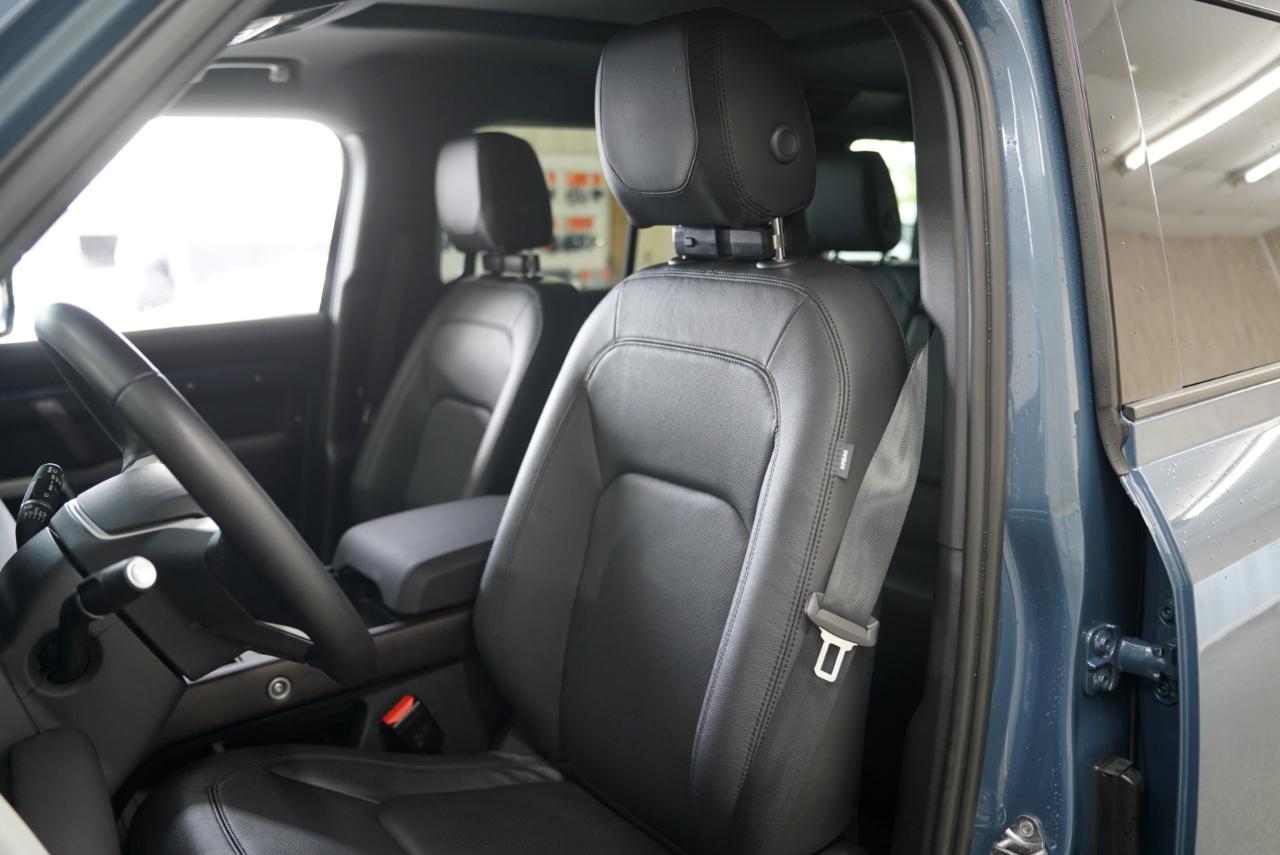Land Rover Defender 110 P300 S 2024