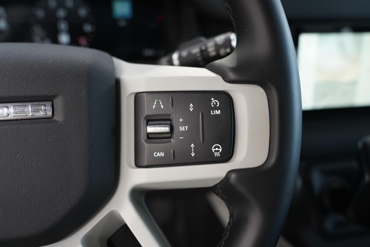 Land Rover Defender 110 P300 S 2024