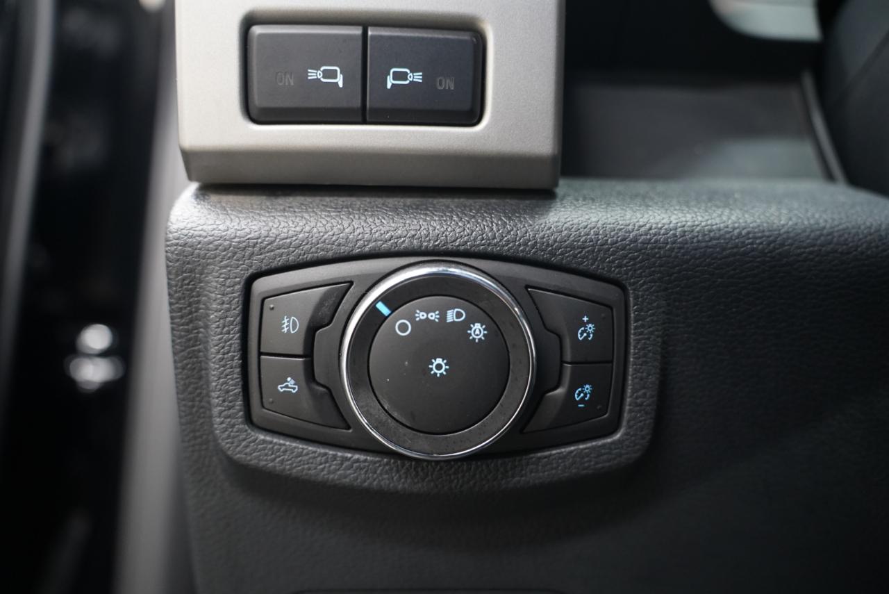 Ford Super Duty F-350 DRW  2022