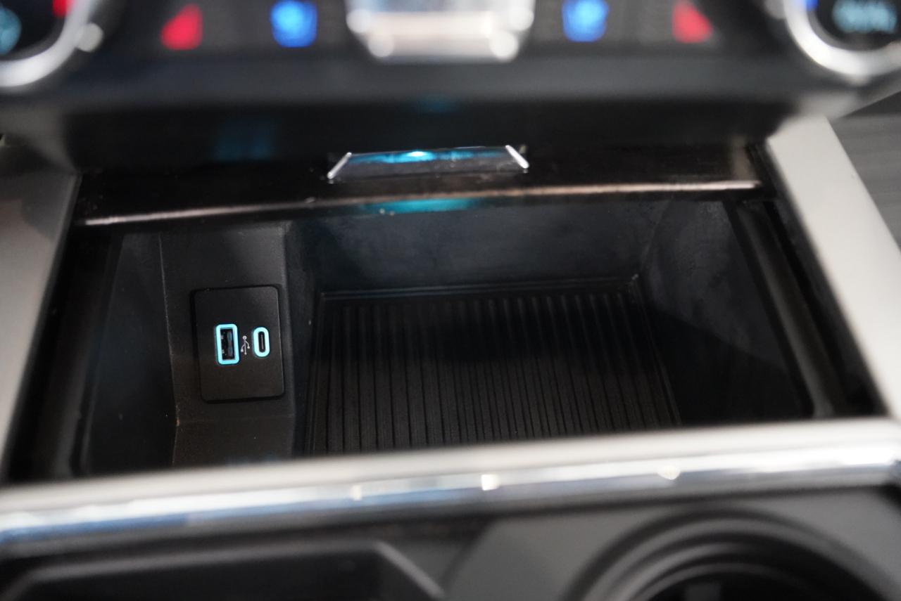 Ford Super Duty F-350 DRW  2022