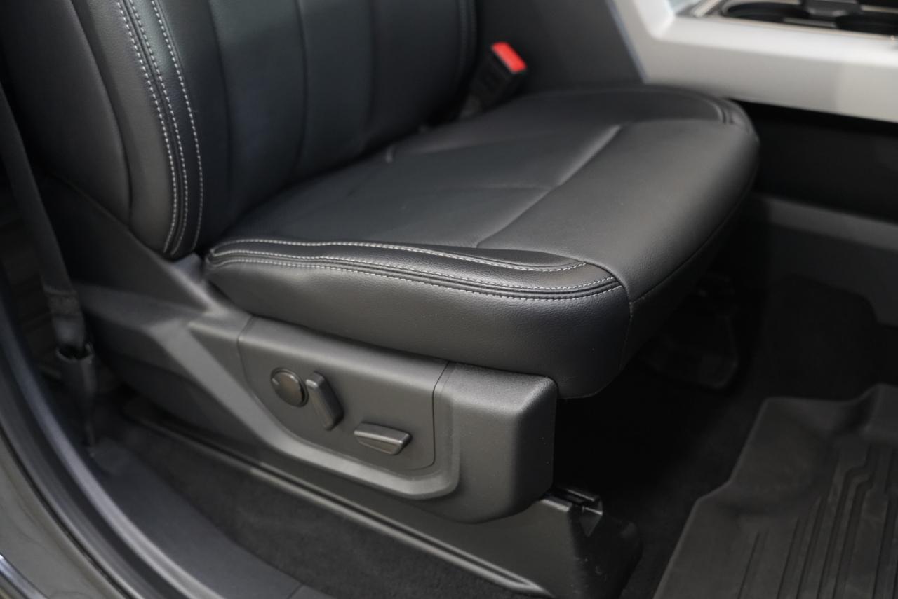 Ford Super Duty F-350 DRW  2022