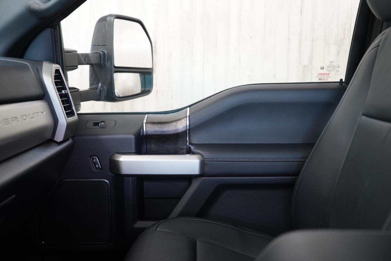 Ford Super Duty F-350 DRW  2022