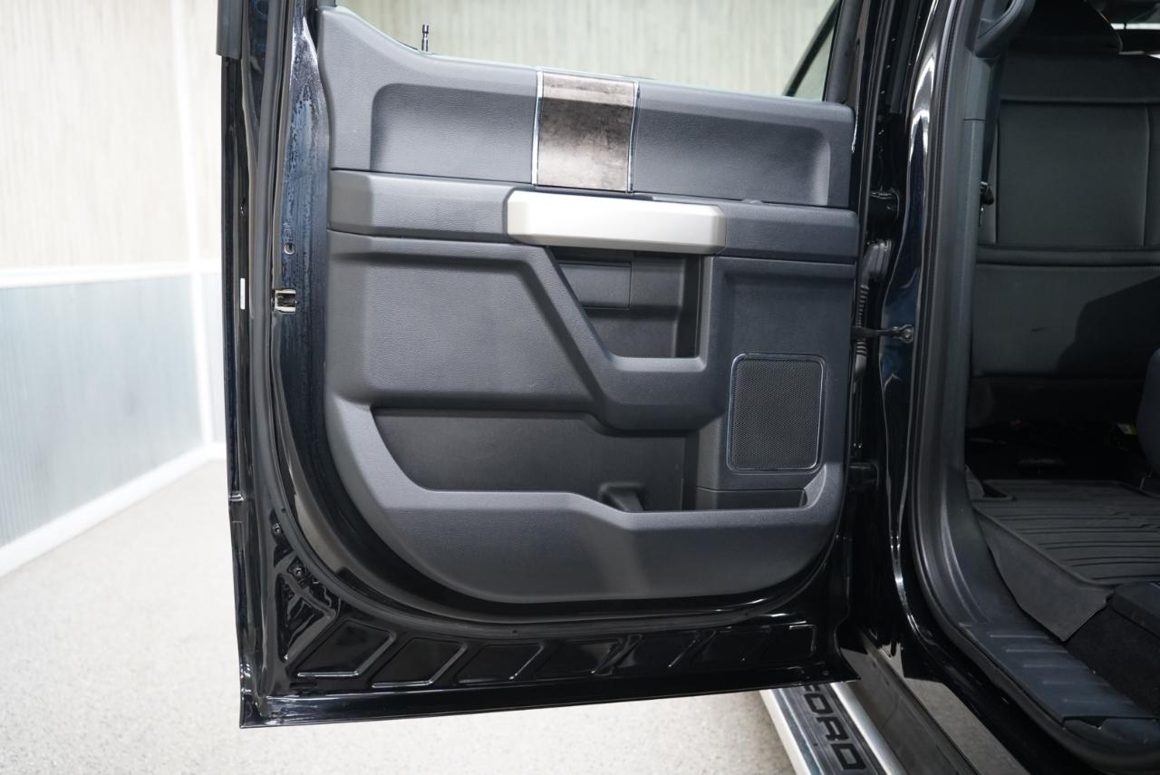 Ford Super Duty F-350 DRW  2022