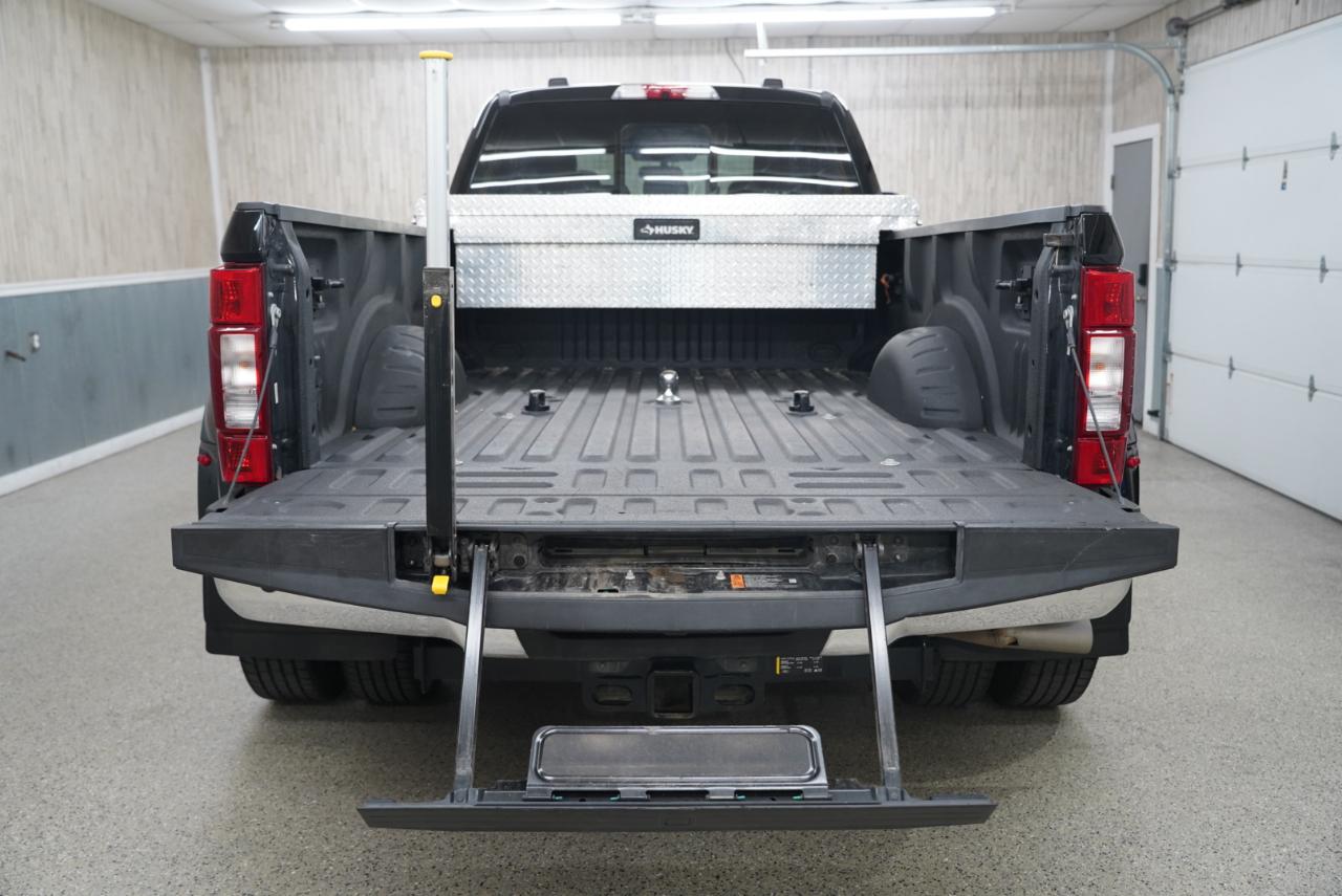 Ford Super Duty F-350 DRW  2022