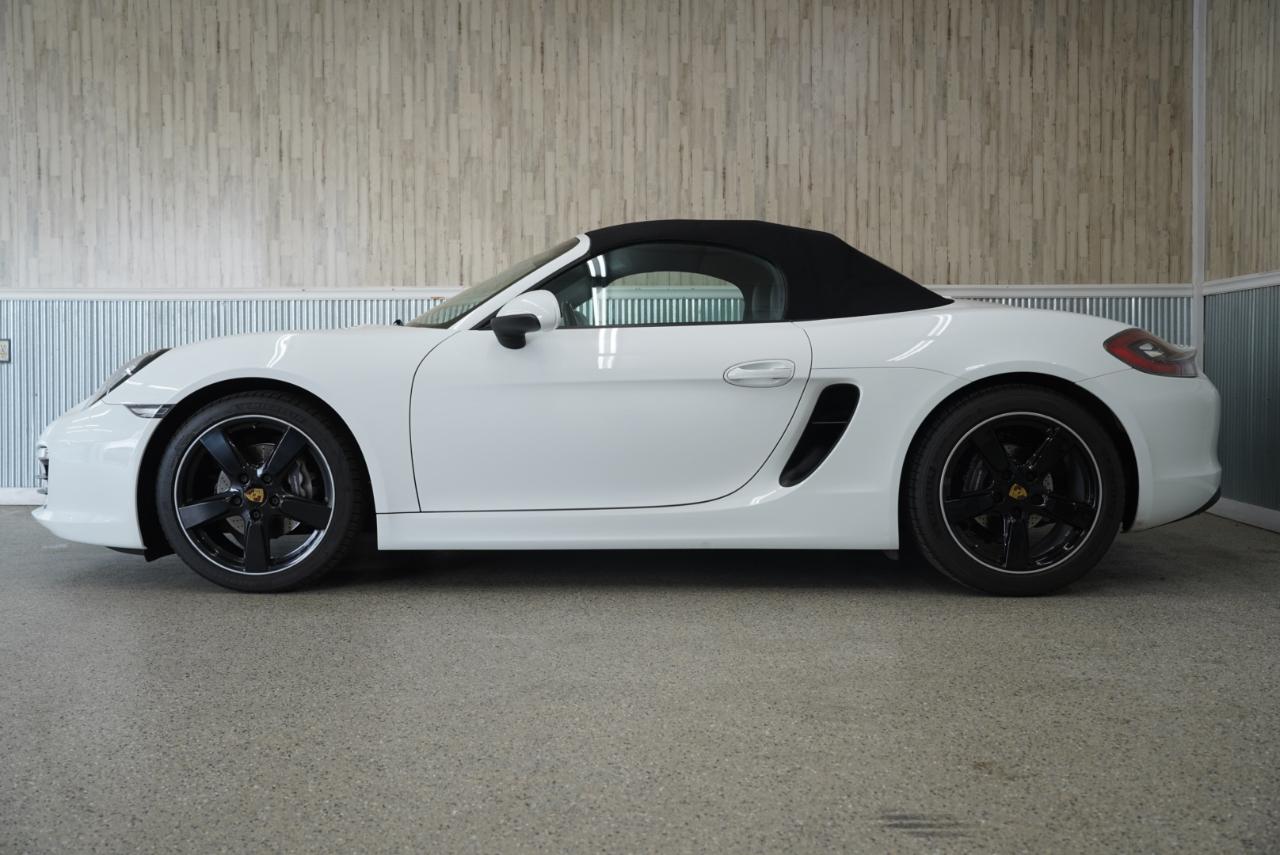 Porsche Boxster 2dr Roadster 2016