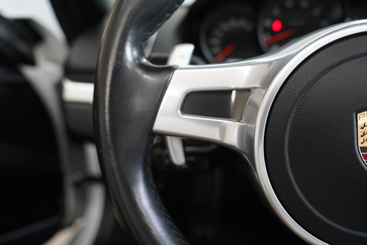 Porsche Boxster 2dr Roadster 2016