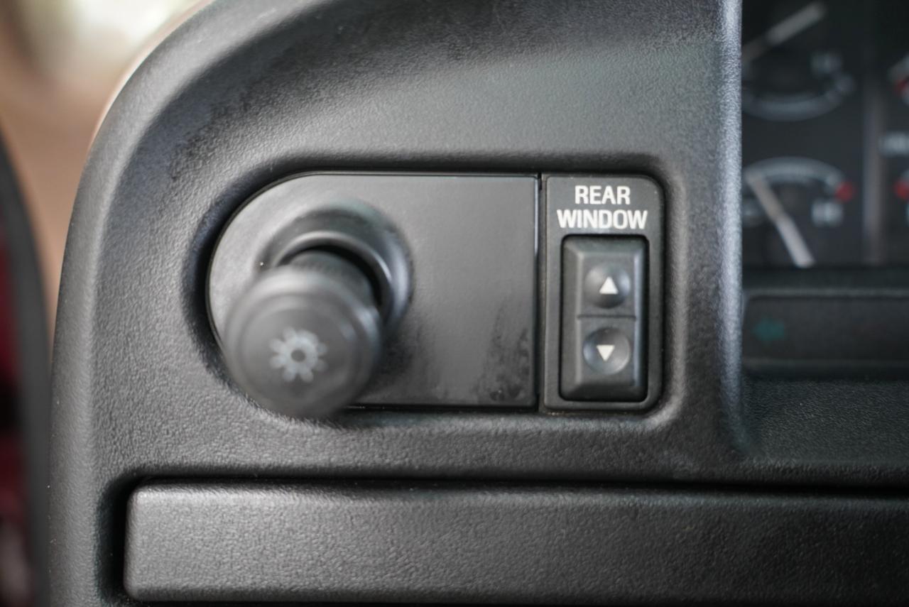 Ford Bronco 105" WB Eddie Bauer 1996