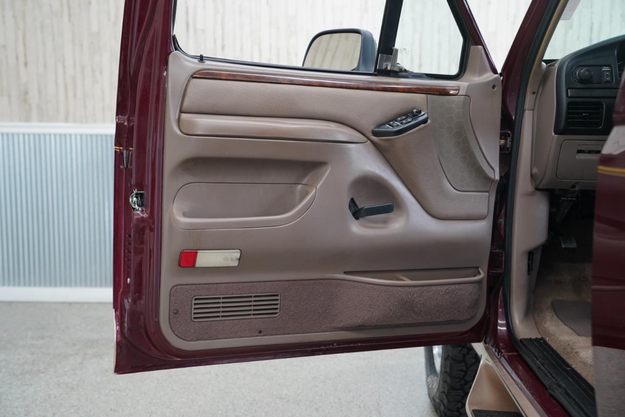 Ford Bronco 105" WB Eddie Bauer 1996