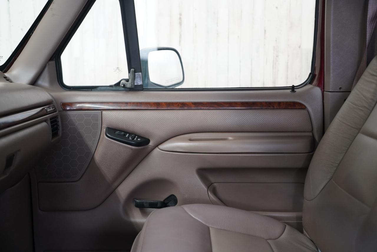 Ford Bronco 105" WB Eddie Bauer 1996