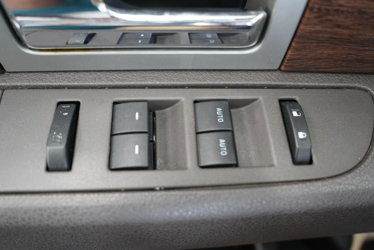 Ford F-150 2WD SuperCrew 145" Platinum 2013