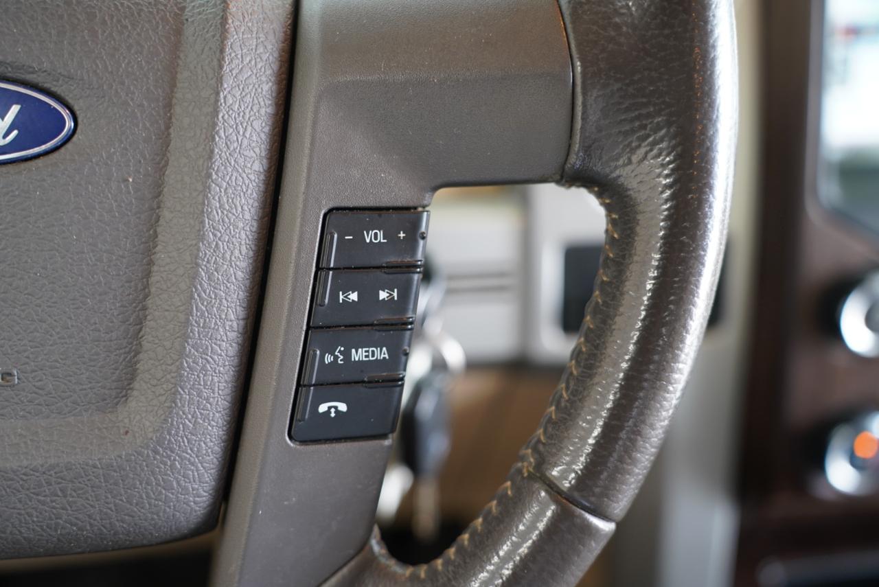 Ford F-150 2WD SuperCrew 145" Platinum 2013