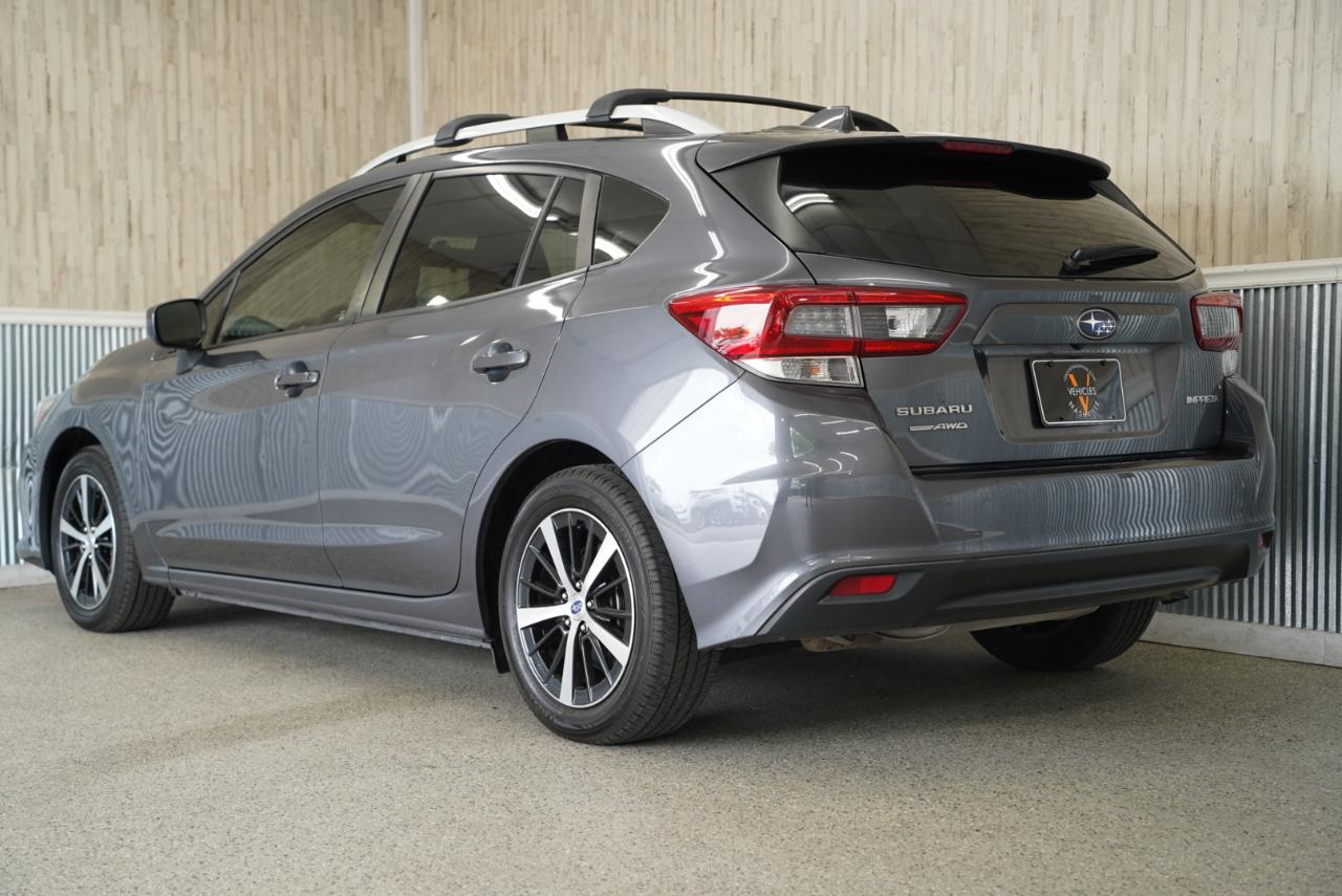 Subaru Impreza Premium 5-door CVT 2022