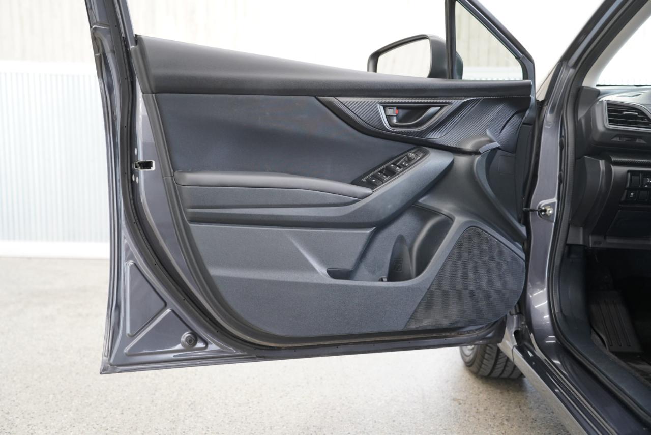 Subaru Impreza Premium 5-door CVT 2022