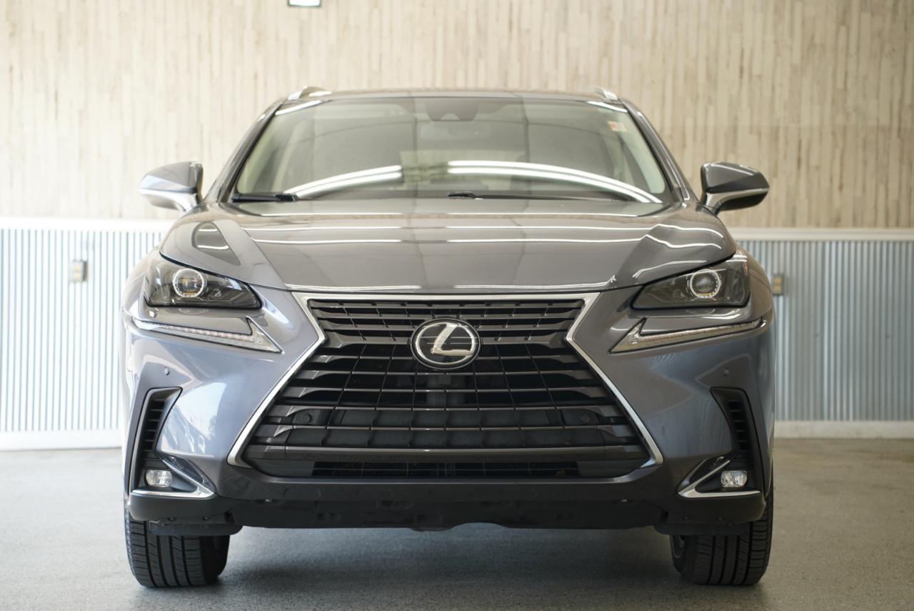 Lexus NX NX 300 FWD 2021