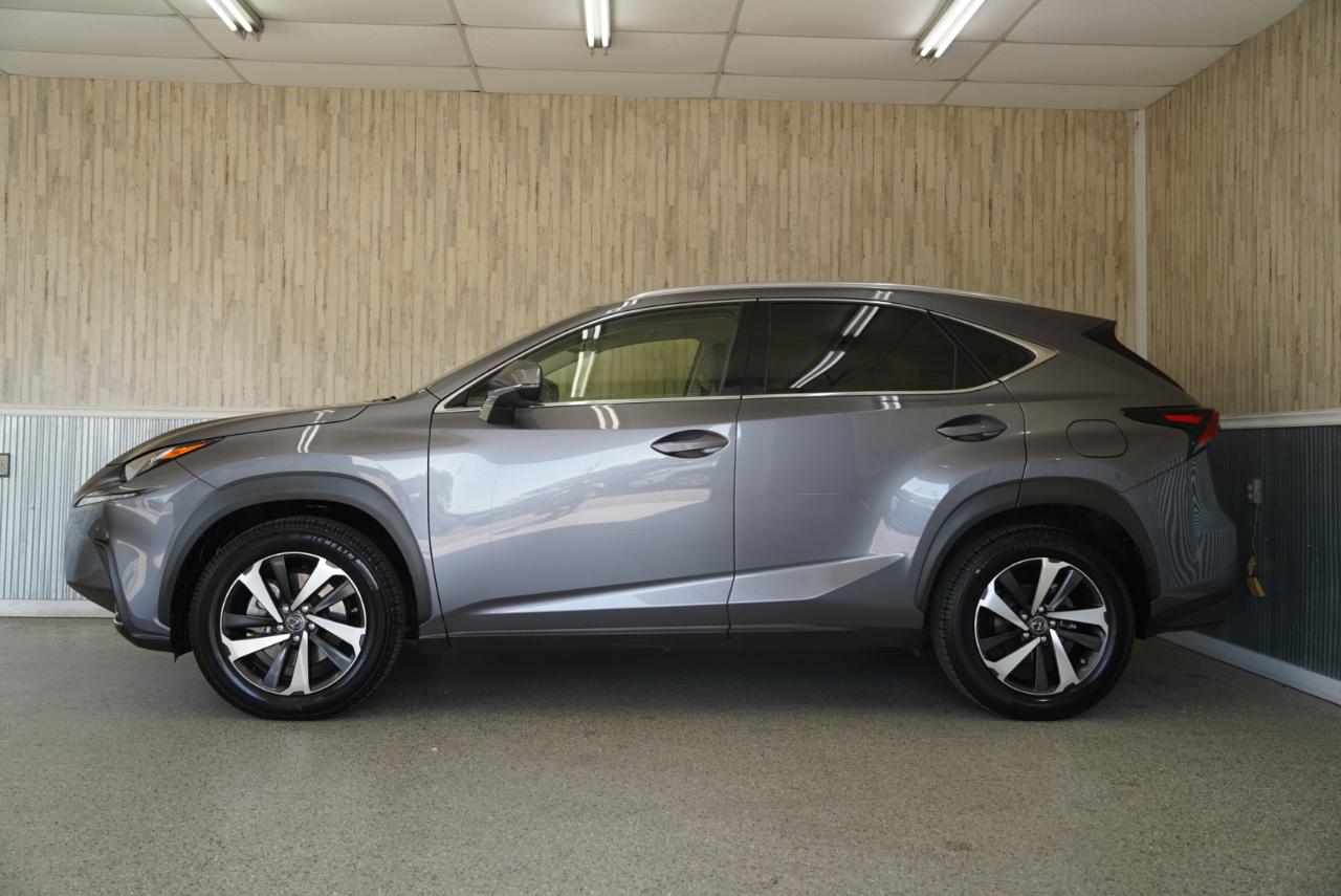 Lexus NX NX 300 FWD 2021