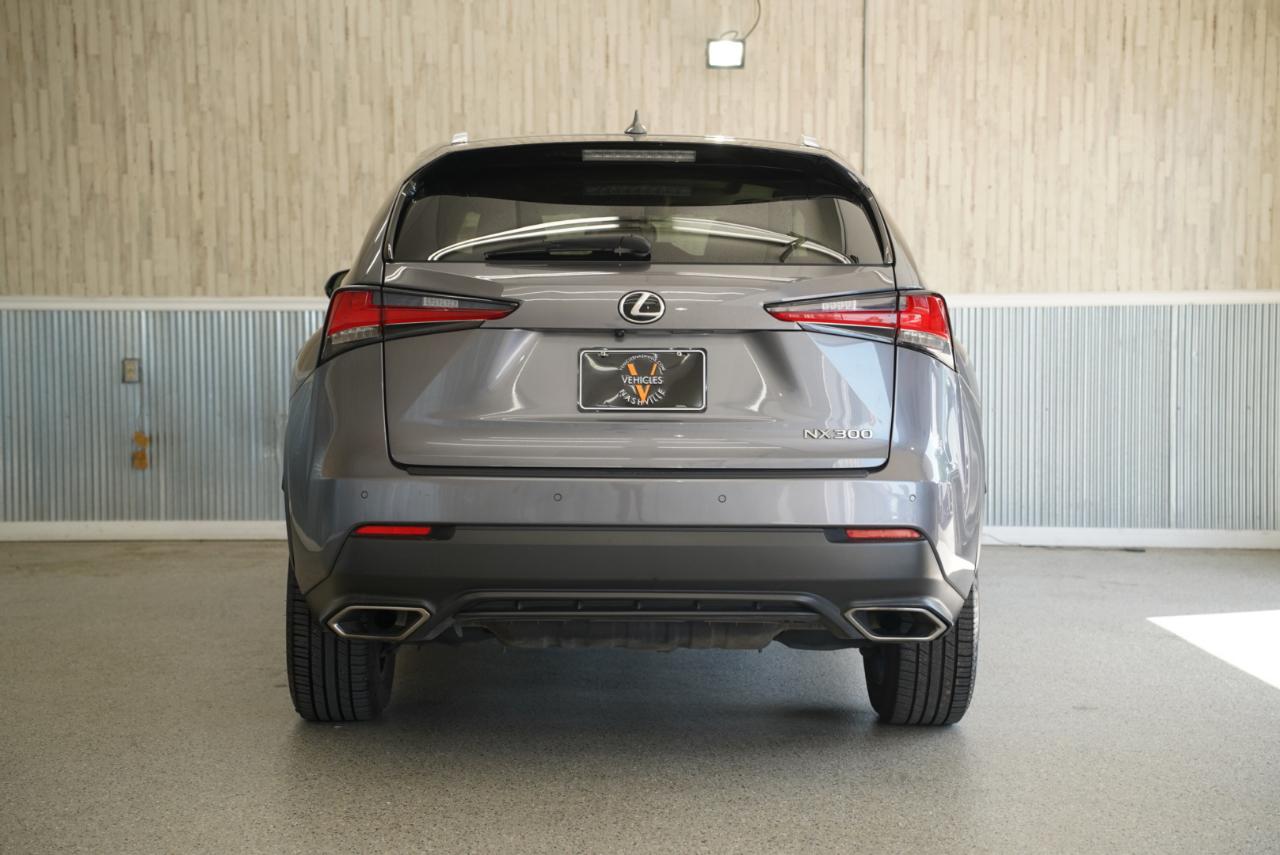 Lexus NX NX 300 FWD 2021