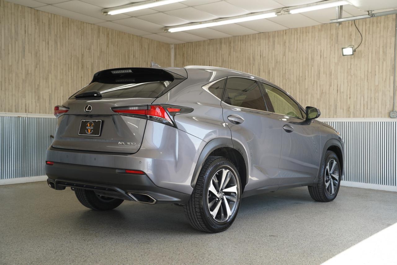 Lexus NX NX 300 FWD 2021