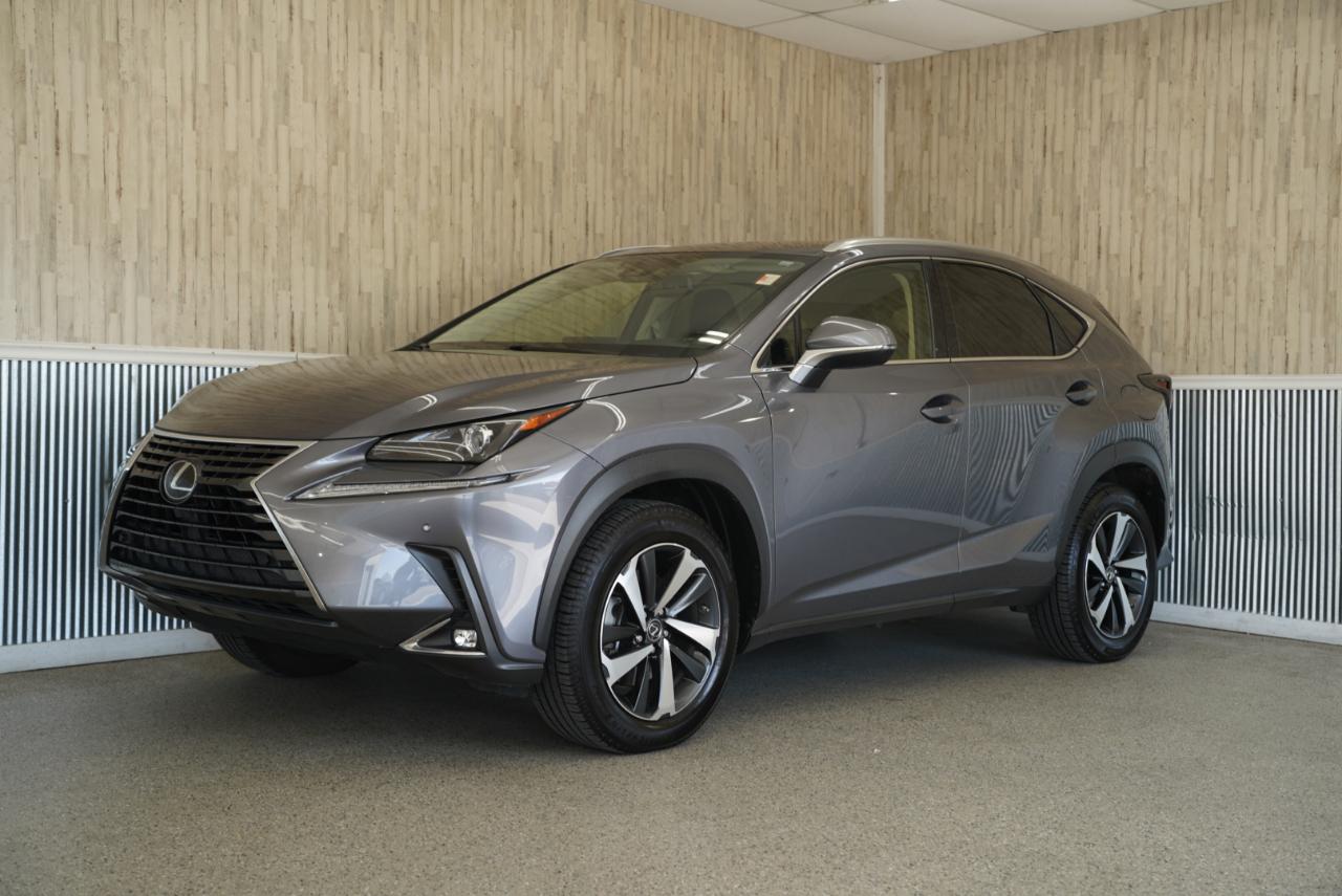 Lexus NX NX 300 FWD 2021