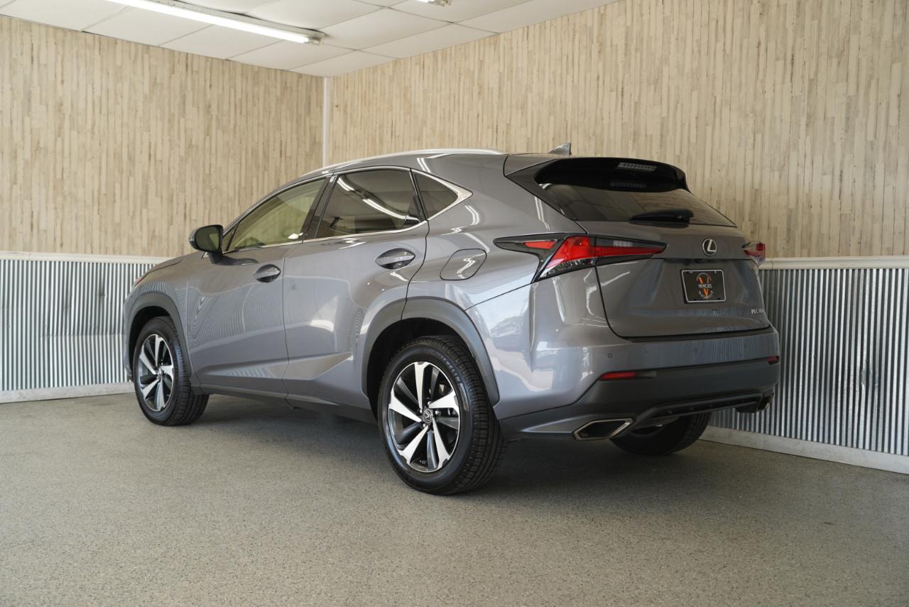 Lexus NX NX 300 FWD 2021