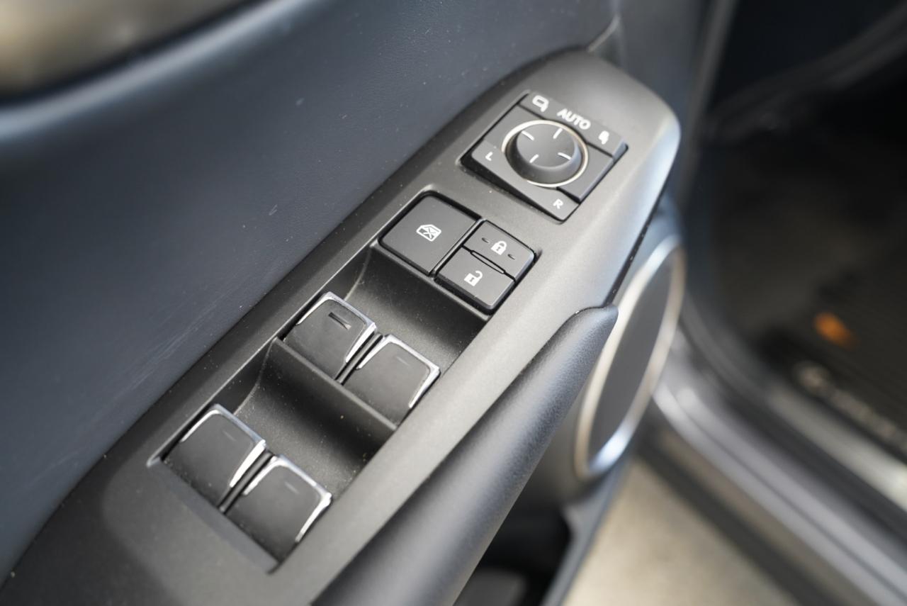 Lexus NX NX 300 FWD 2021