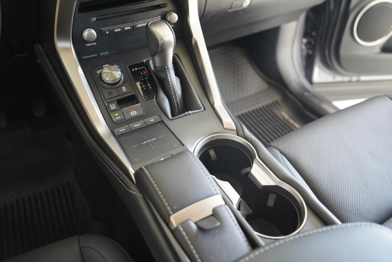 Lexus NX NX 300 FWD 2021