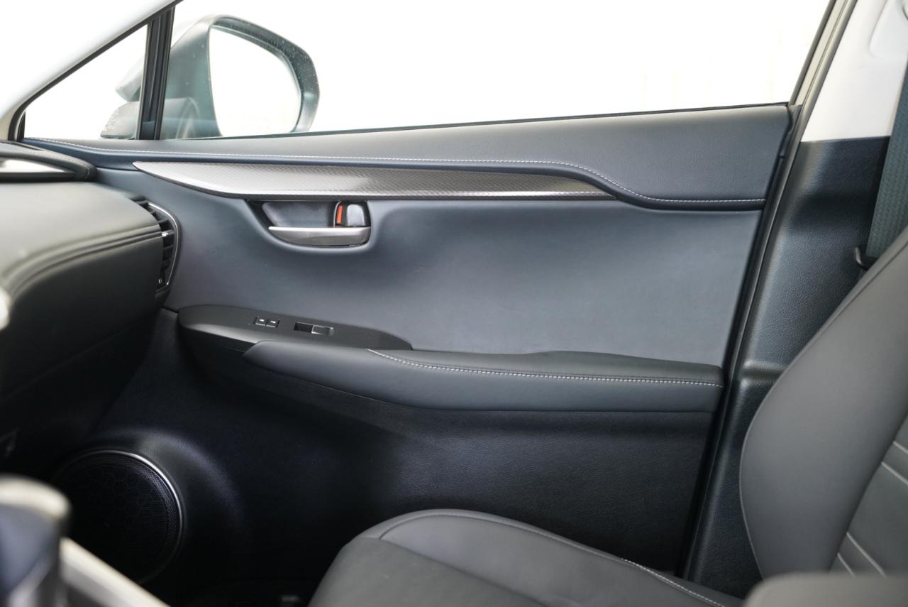 Lexus NX NX 300 FWD 2021