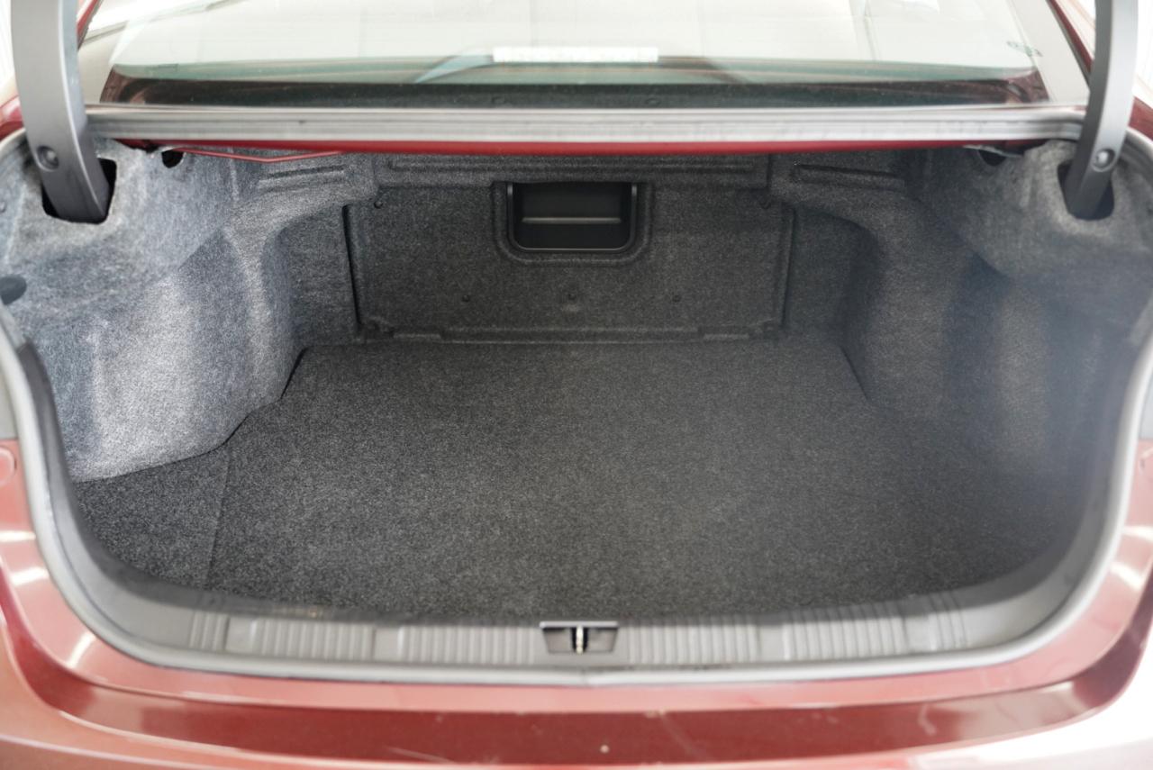 Toyota Avalon XLE Premium 2014