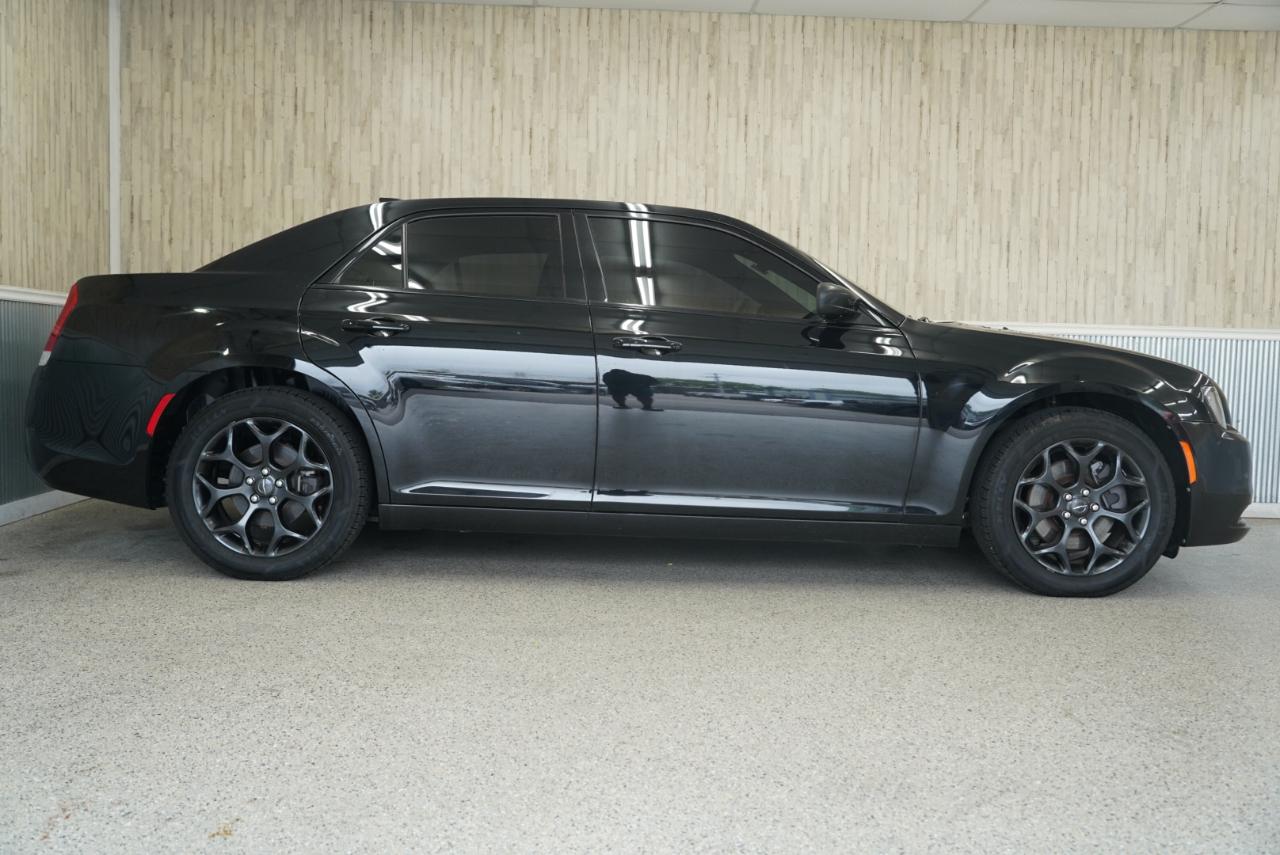 Chrysler 300 300S AWD 2019