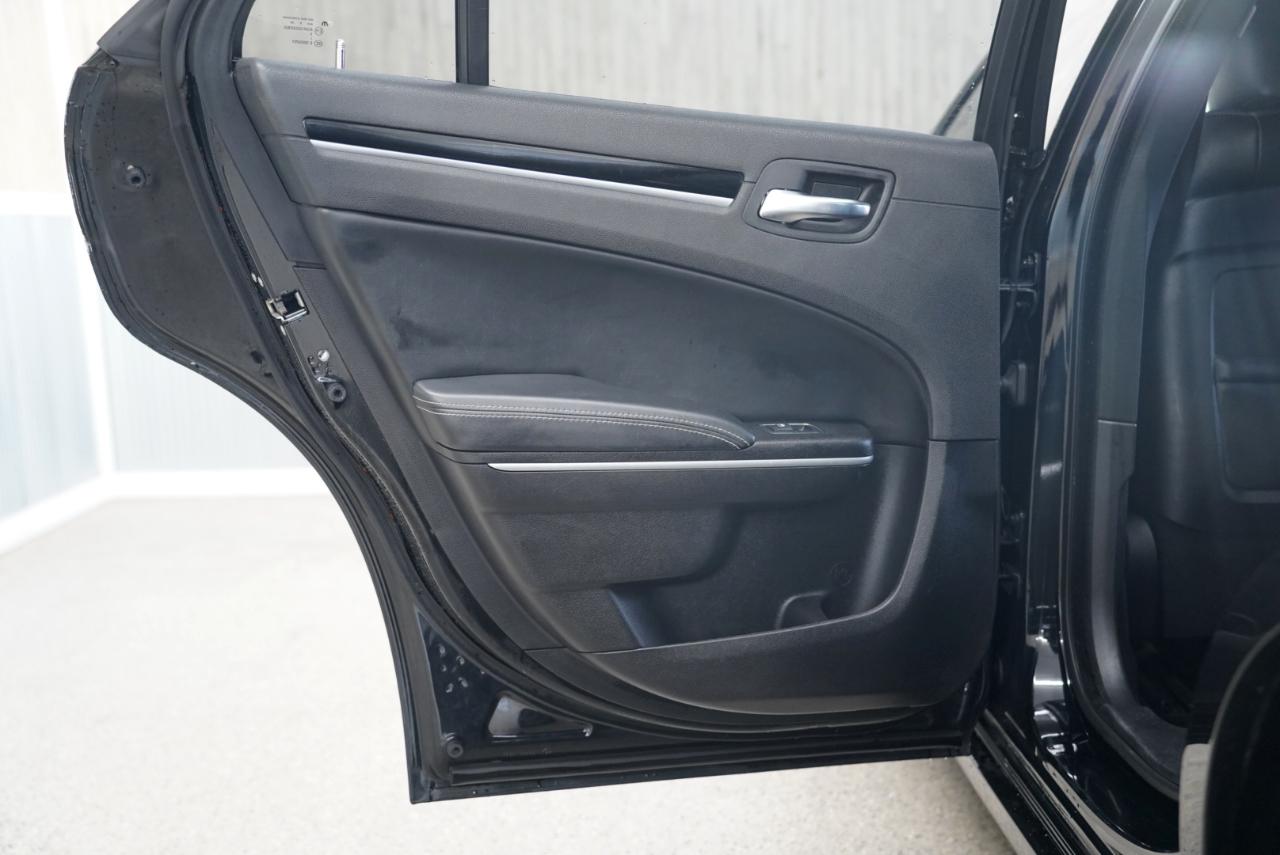 Chrysler 300 300S AWD 2019