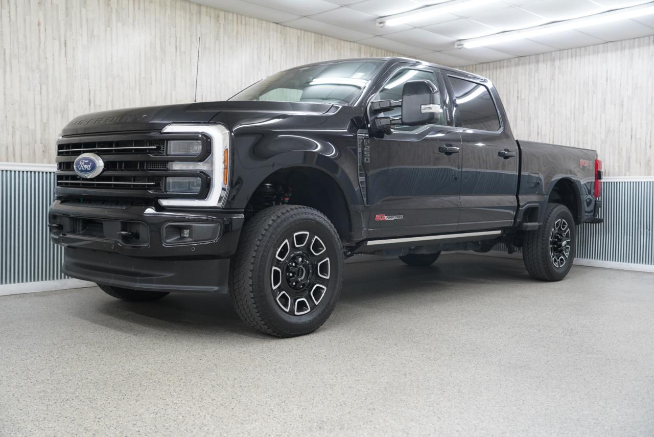 Ford Super Duty F-250 SRW King Ranch 4WD Crew Cab 8' Box 2025