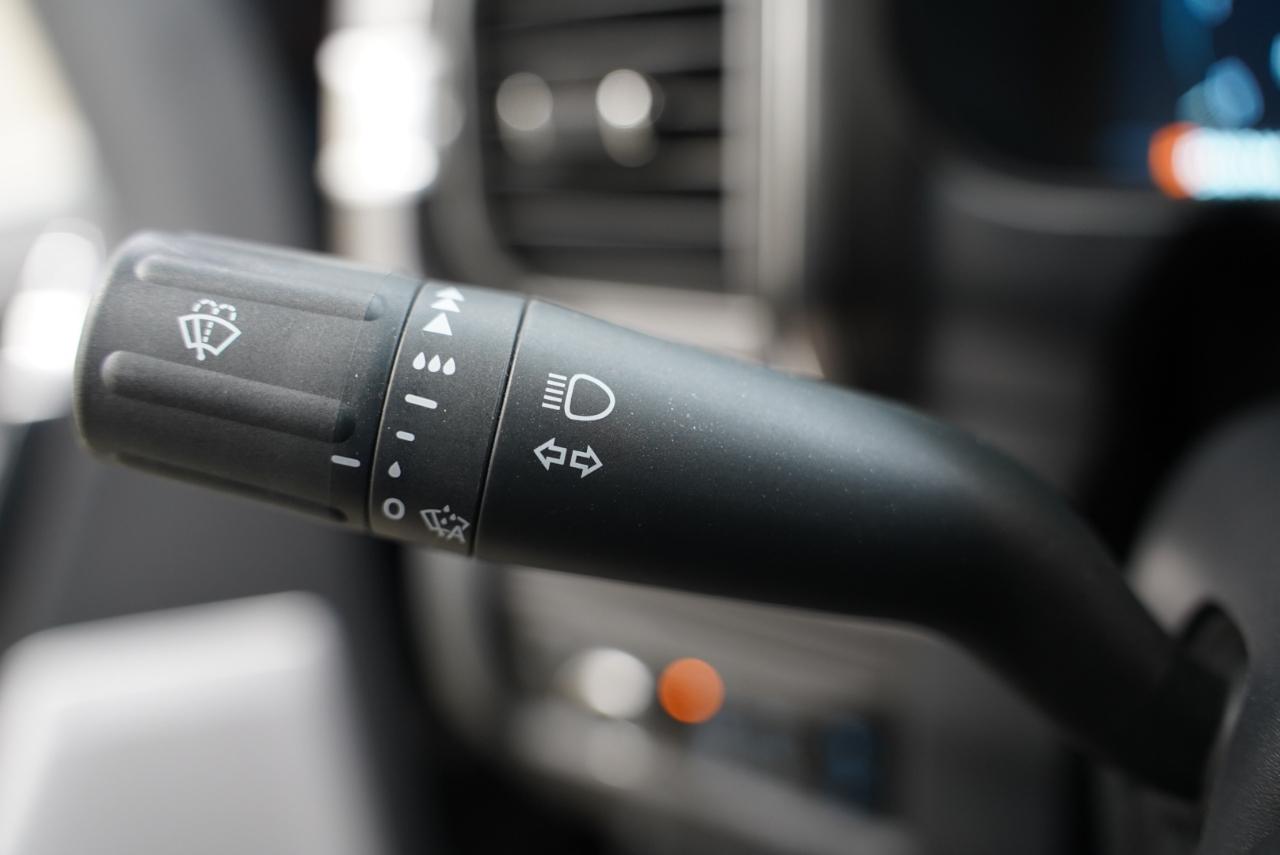 Ford Super Duty F-250 SRW King Ranch 4WD Crew Cab 8' Box 2025