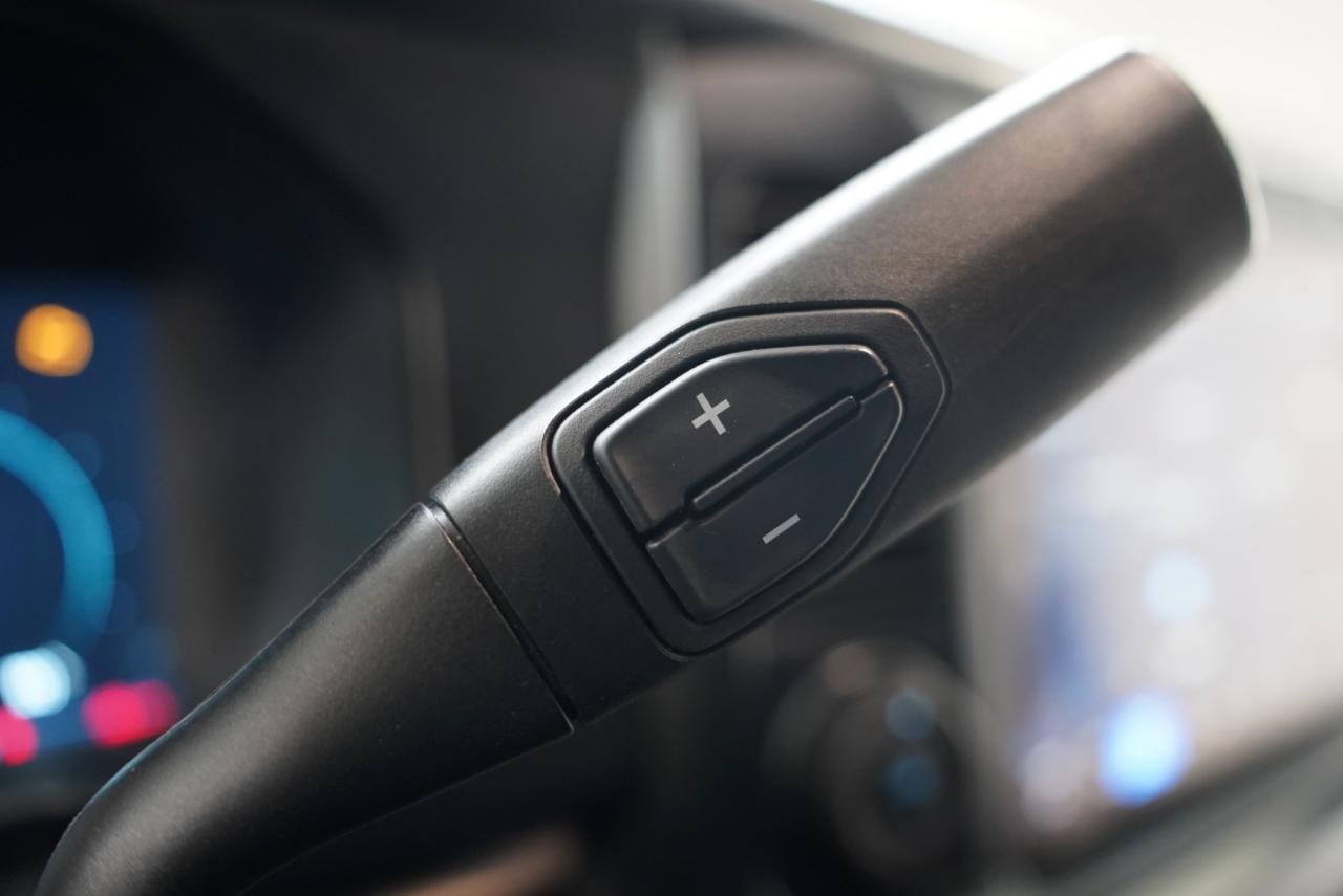 Ford Super Duty F-250 SRW King Ranch 4WD Crew Cab 8' Box 2025