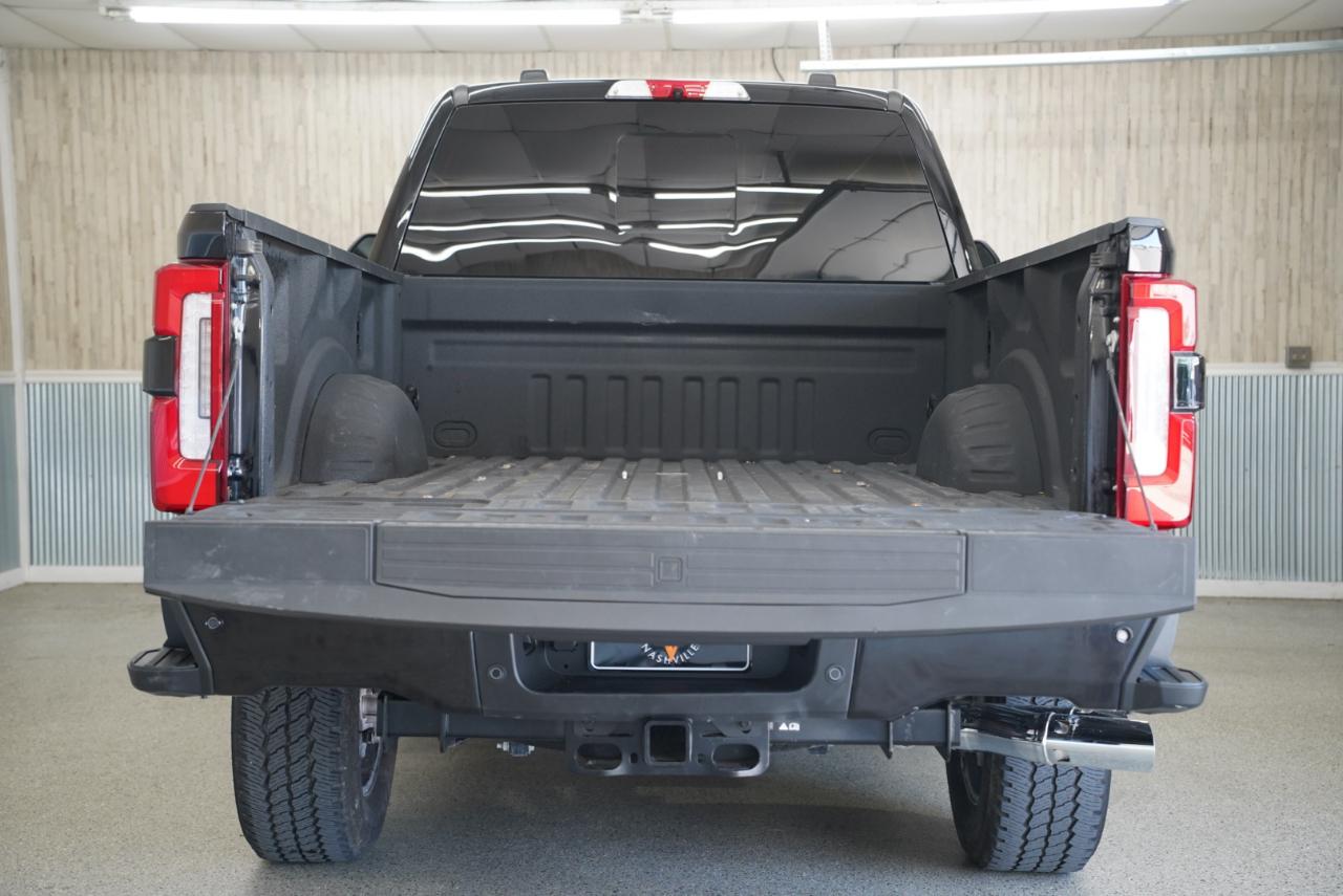 Ford Super Duty F-250 SRW King Ranch 4WD Crew Cab 8' Box 2025