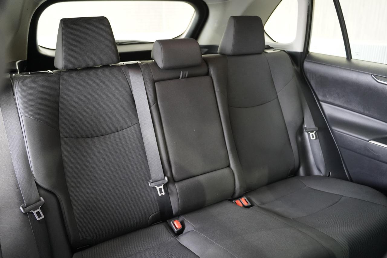 Toyota RAV4 LE FWD 2020