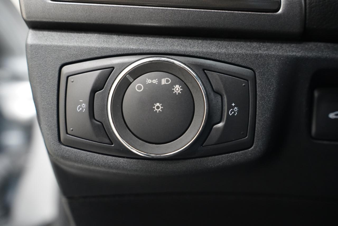 Ford Fusion SEL FWD 2020